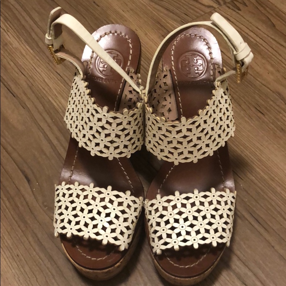 Tory Burch shoe